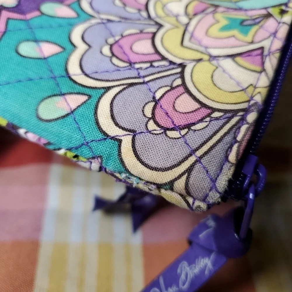 Vera‎ Bradley Wristlet Retired Pattern